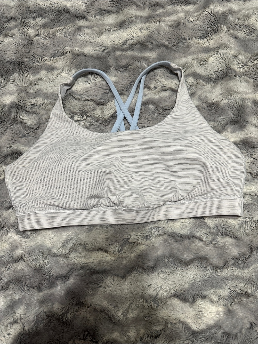 lululemon athletica Light Gray Seamless Cross-Strap Sports Bra